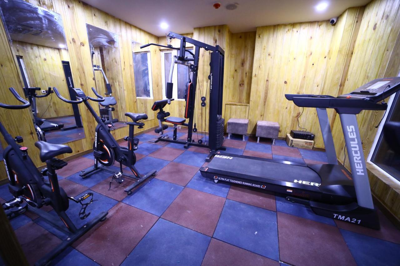 Prime Land Hotel Varanasi Ngoại thất bức ảnh