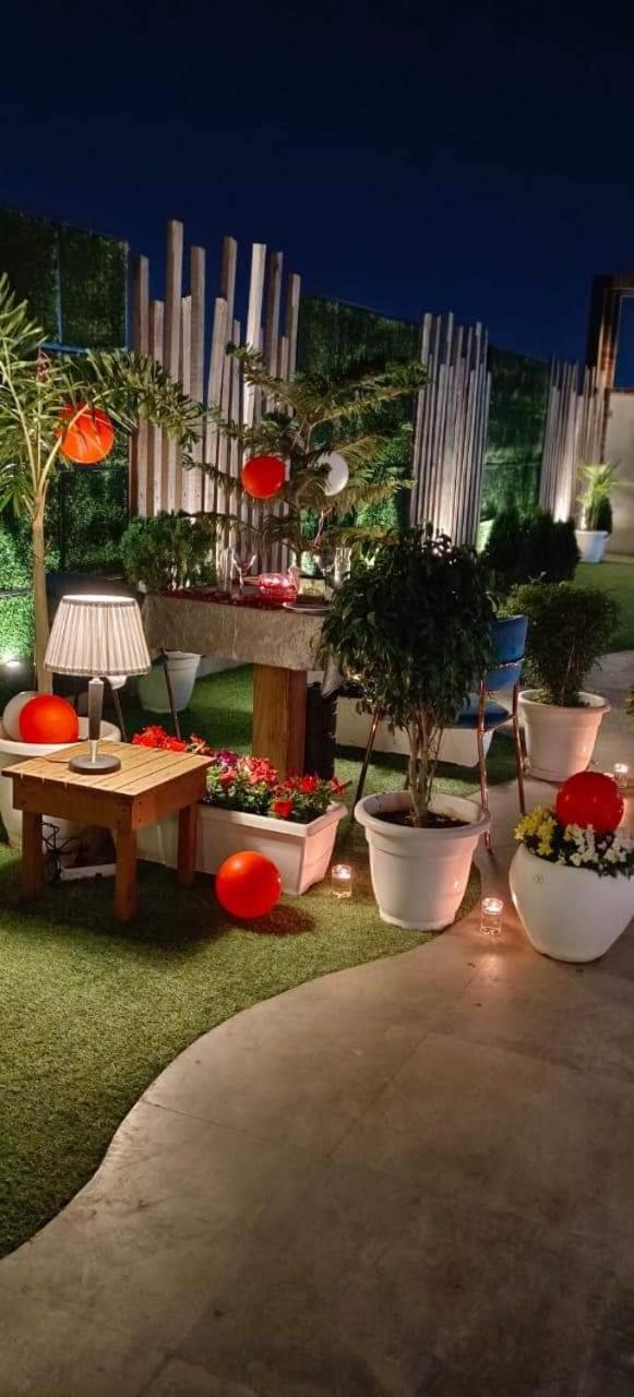 Prime Land Hotel Varanasi Ngoại thất bức ảnh